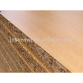 Panel de partículas aglomerado Precio / Tablero aglomerado impermeable de la madera / de la melamina para los muebles